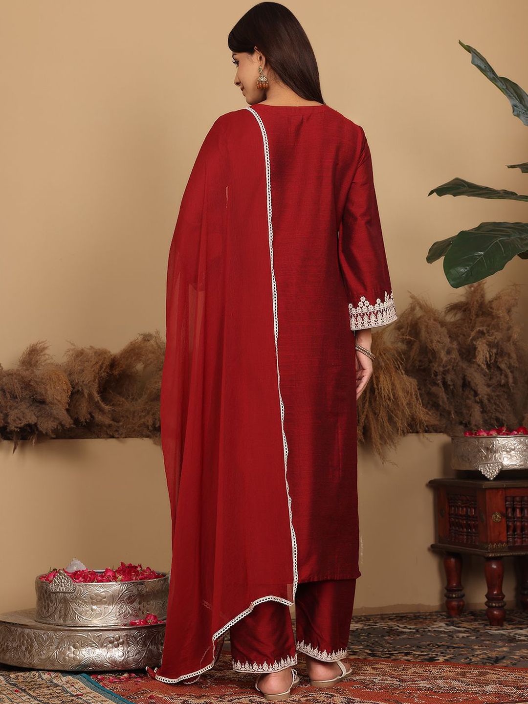 Dhiyona VA Women's Floral Embroidered Regular Kurta with Trousers & Dupatta