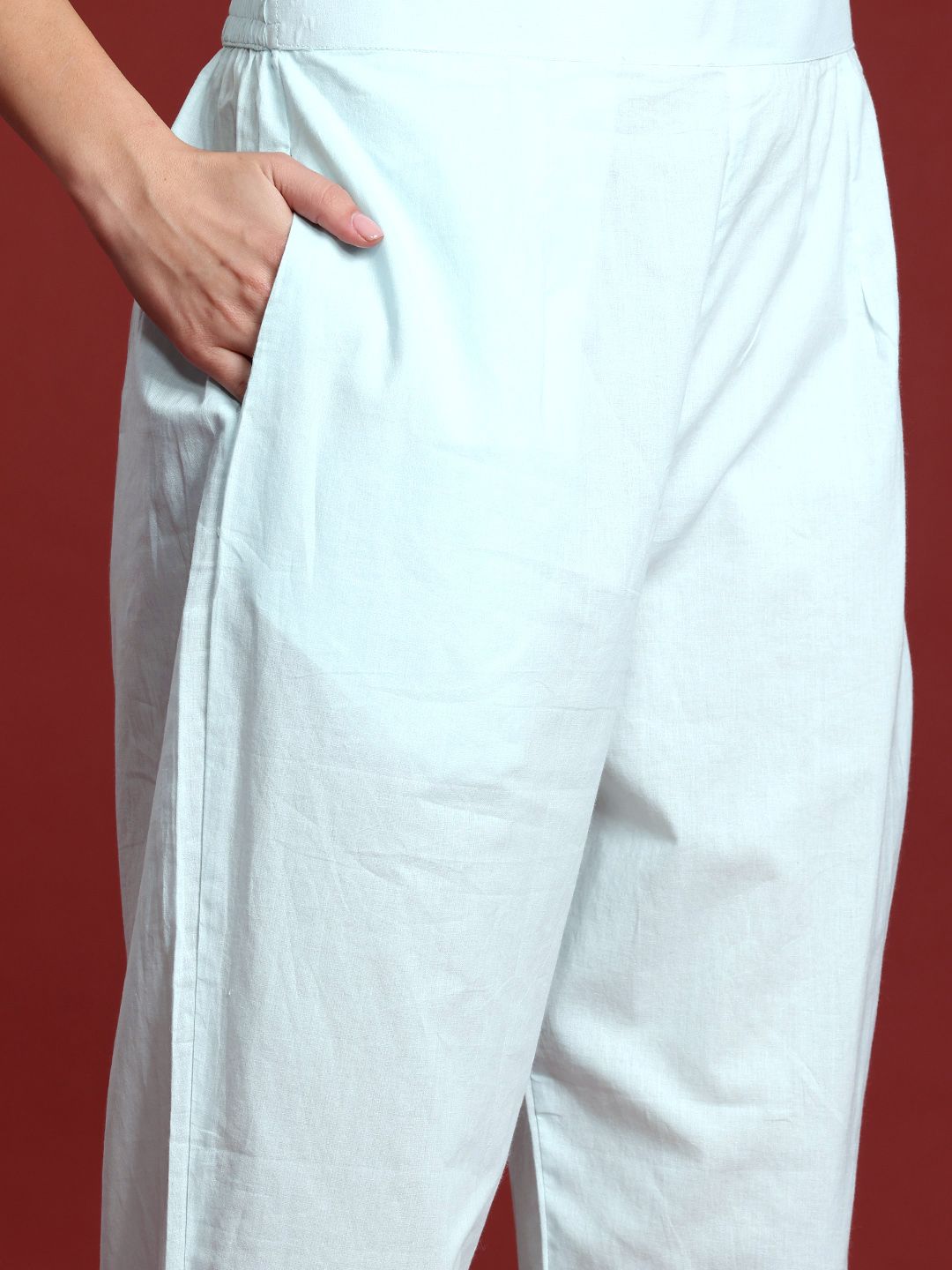 Dhiyona IE Floral Printed Mirror Work Linen Kurta With Trousers & Dupatta