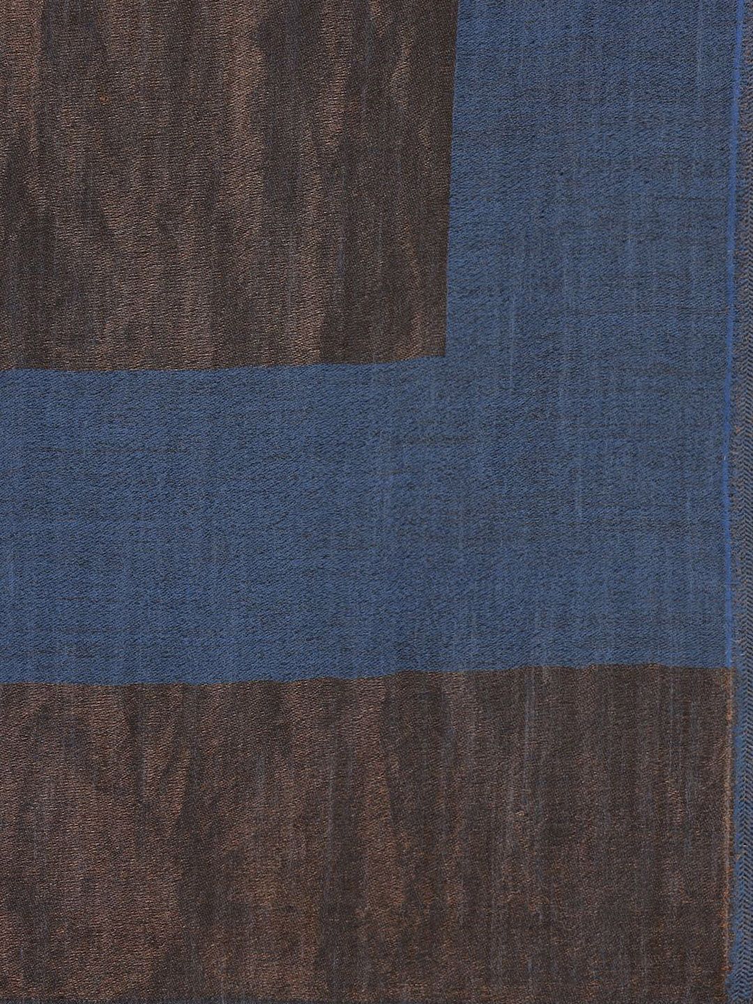 Dhiyona PA Woven Design Woolen Shawl