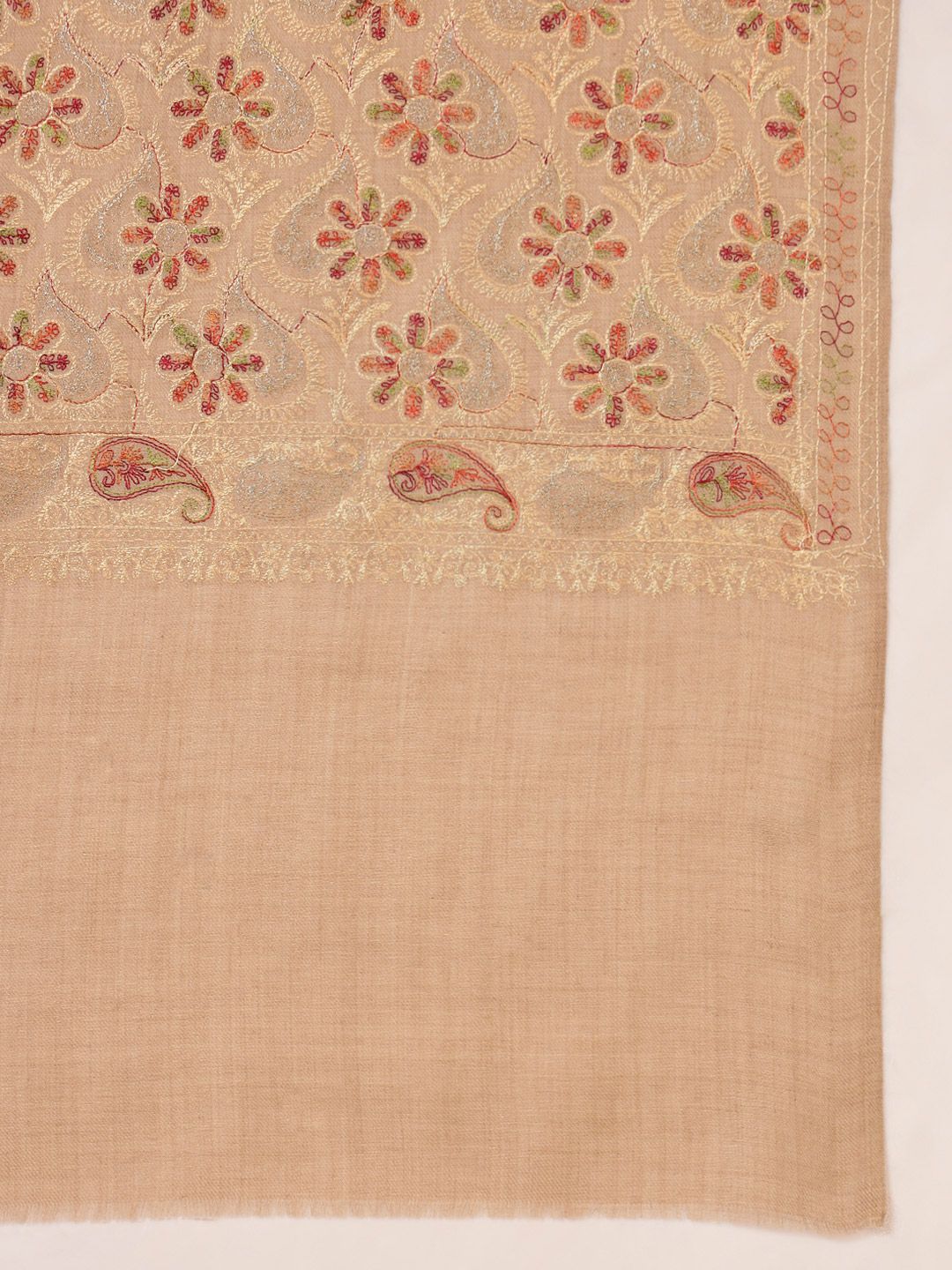 Dhiyona PA Kashish Floral Embroidered Woolen Shawl