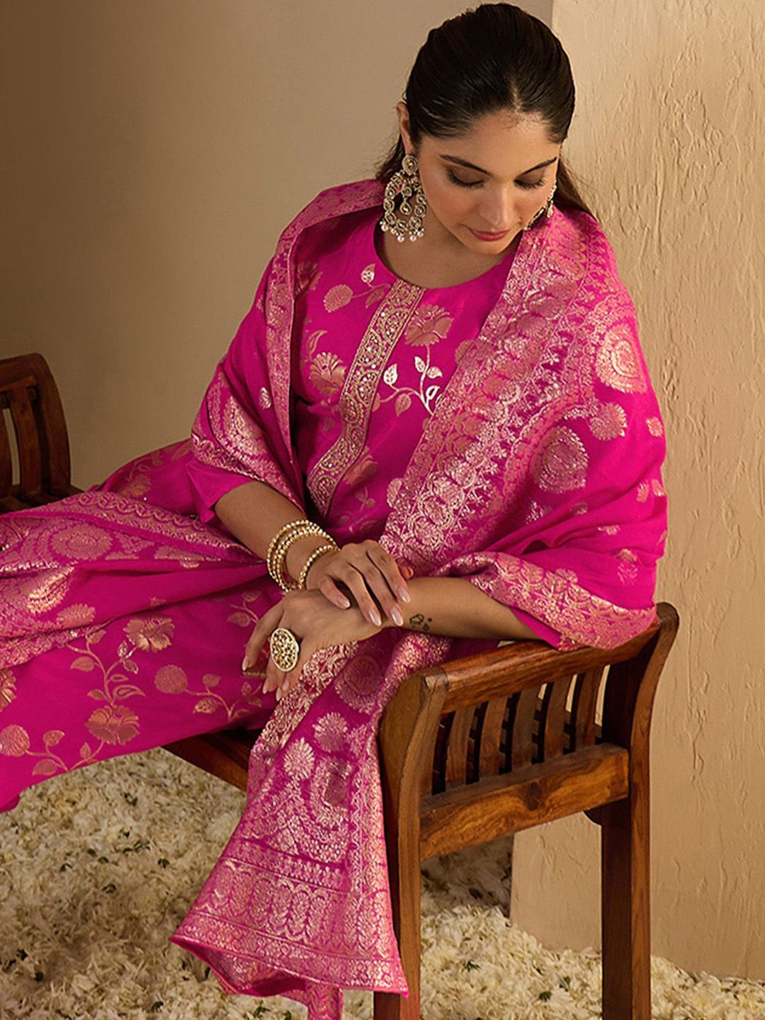 Floral Printed Straight Kurta With Trousers & Dupatta