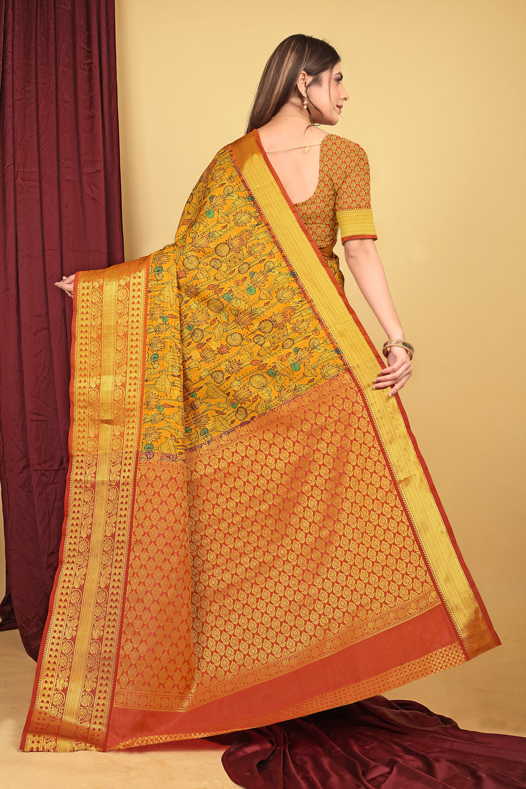Dhiyona GR Women's Mustard Kalamkari Silk Saree