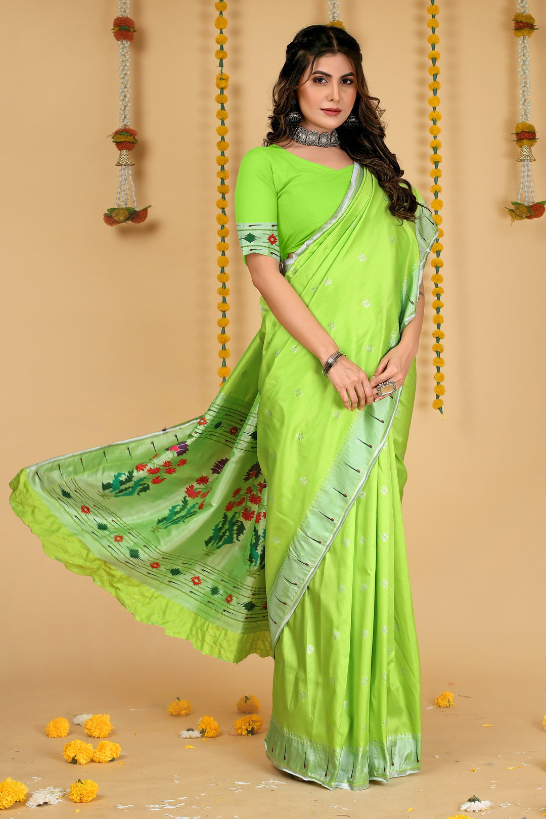 Dhiyona GR Women's Mastani 2 Light Green Zari Paithani Silk Saree