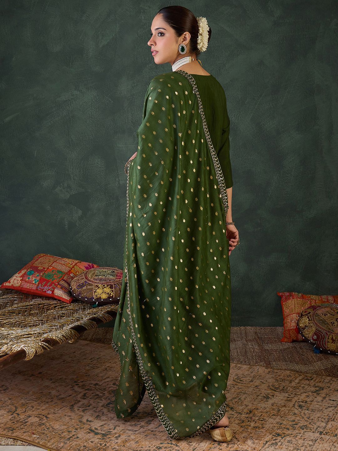 Dhiyona IE Women Ethnic Motifs Embroidered Kurta with Trousers & Dupatta