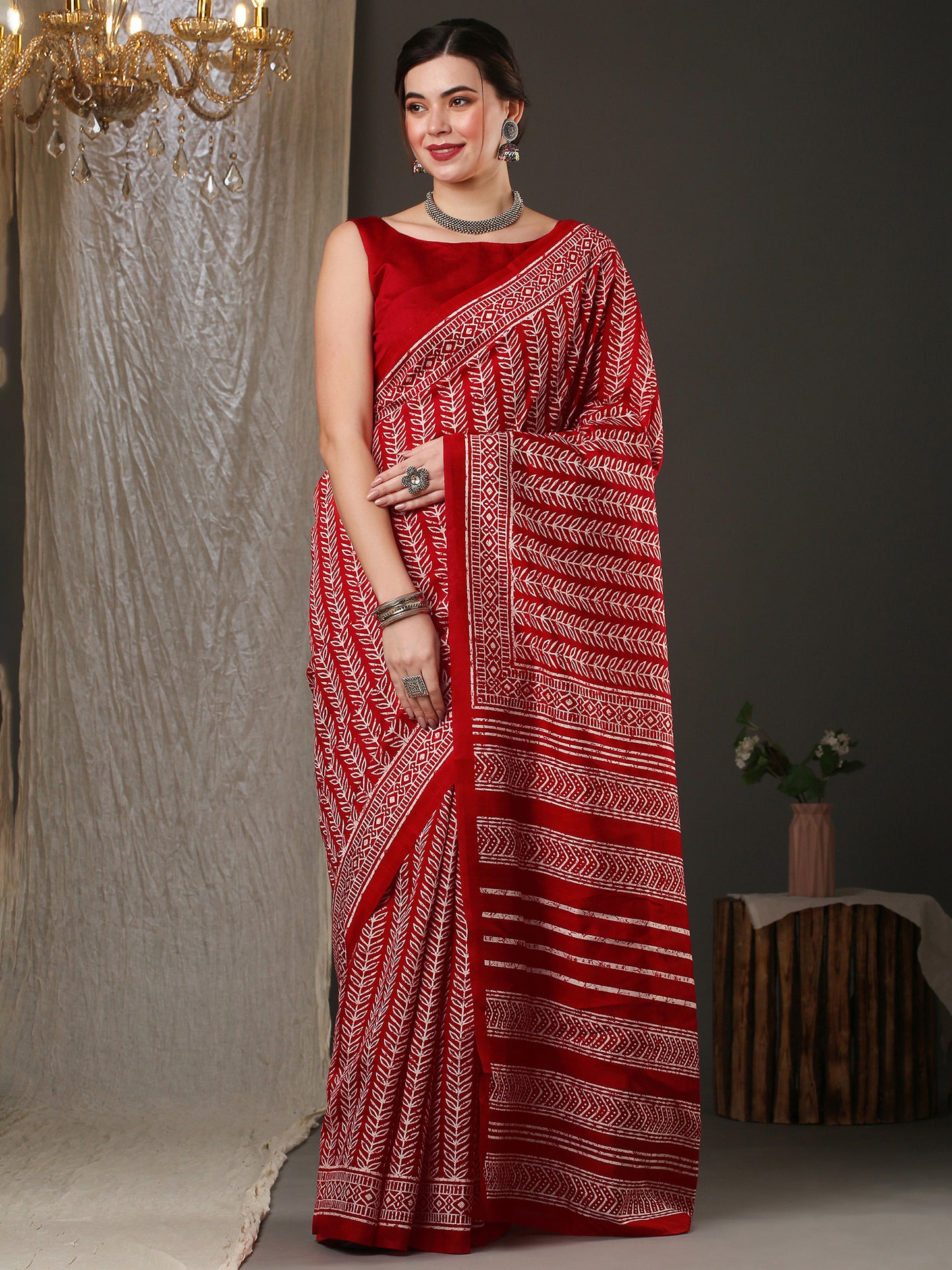Women's Bhagalpuri Silk Red Printed Designer Saree With Blouse Piece