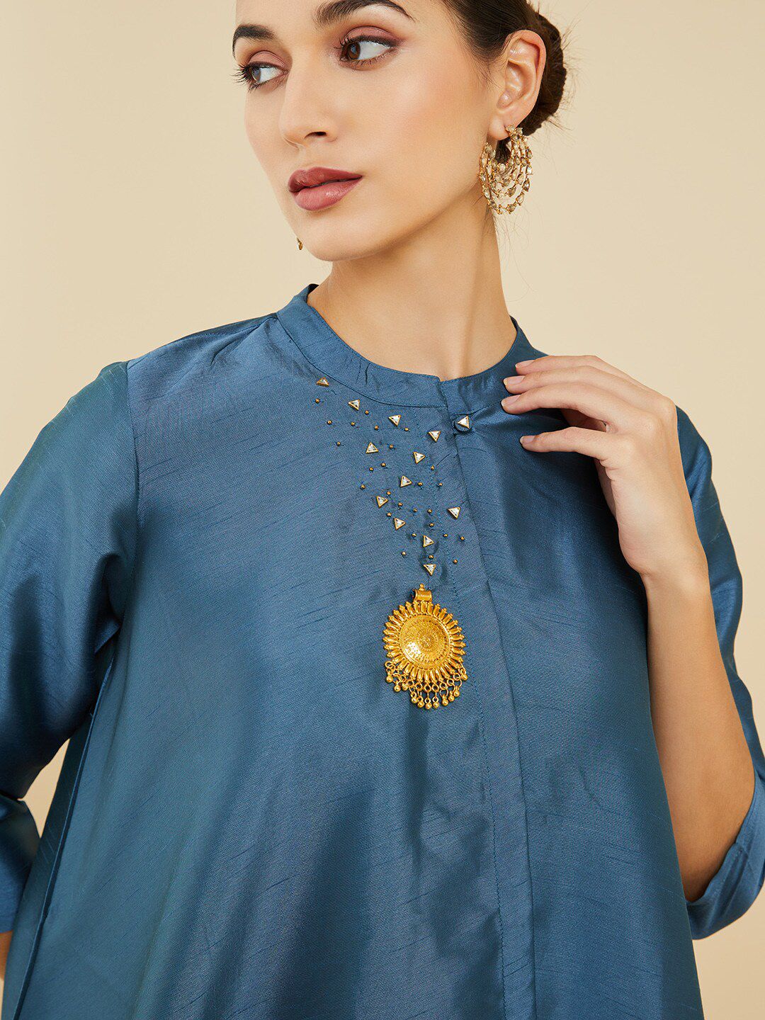 Dhiyona SO Women's Beads and Stones Kurta with Trousers
