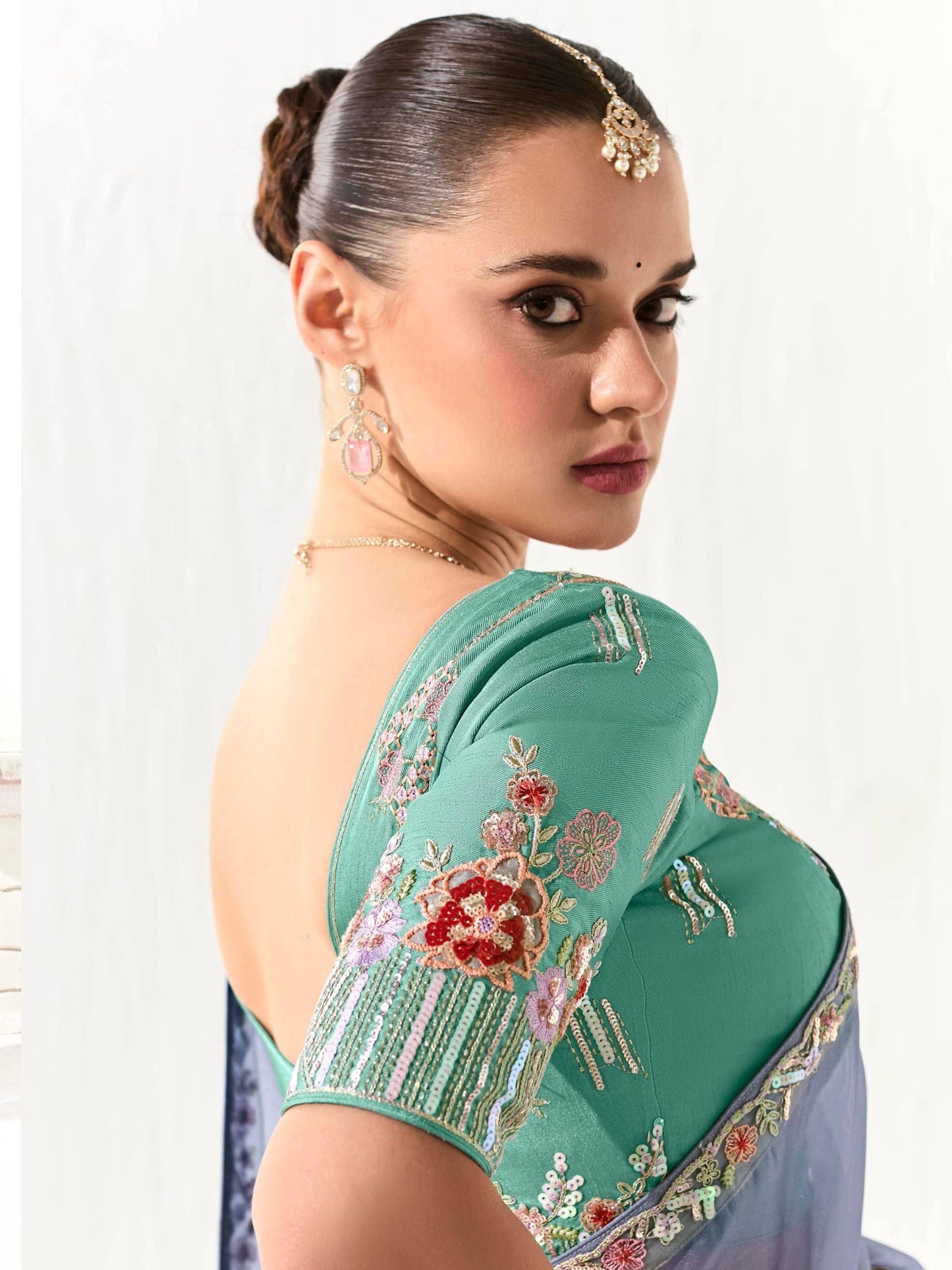 Dhiyona KM Women Premium Blue Organza Saree With Embroidered Green Blouse