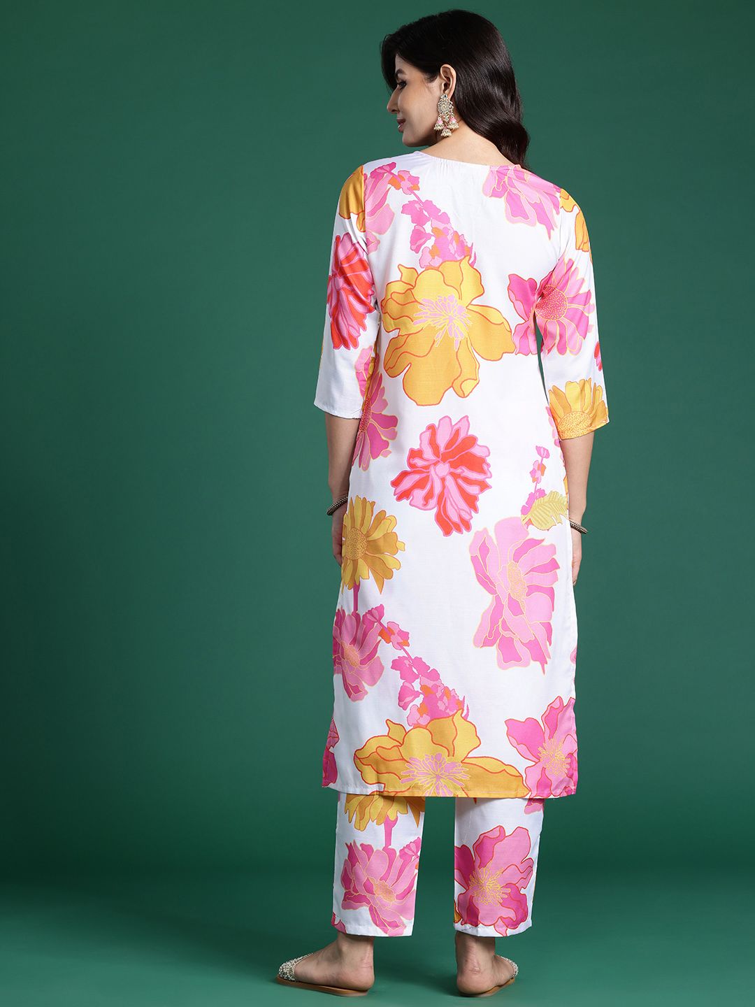 Dhiyona IE Floral Printed Kurta with Trousers