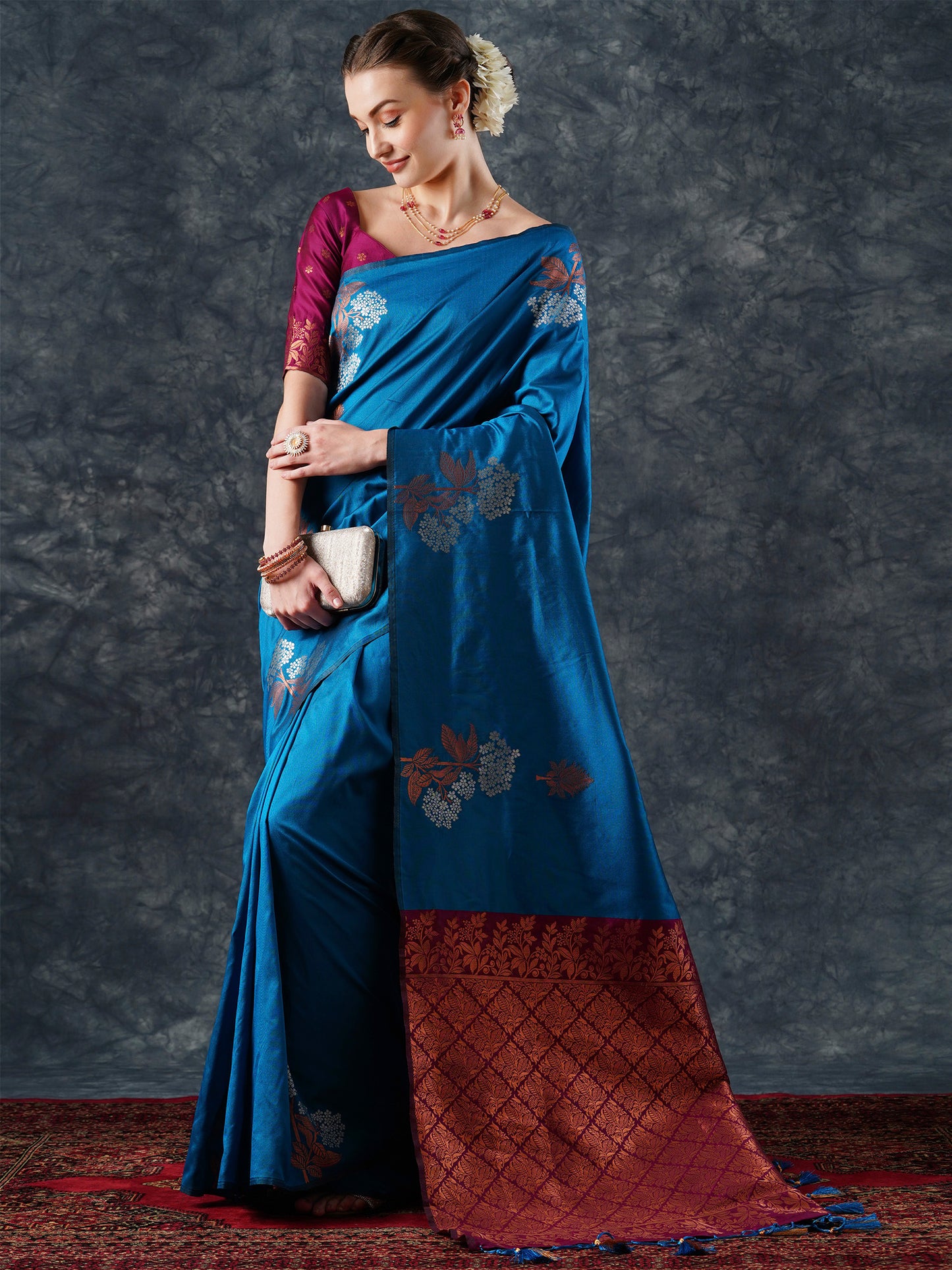 Women's Silk Blend Blue Woven Design Designer Saree With Blouse Piece
