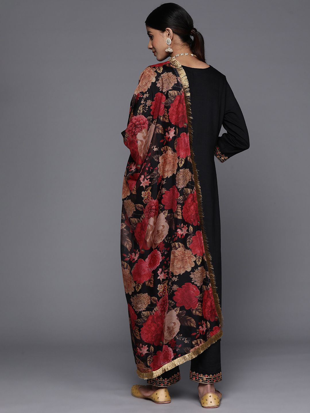 Dhiyona VA Women'sFloral Yoke Design Sequinned Kurta with Trousers & With Dupatta