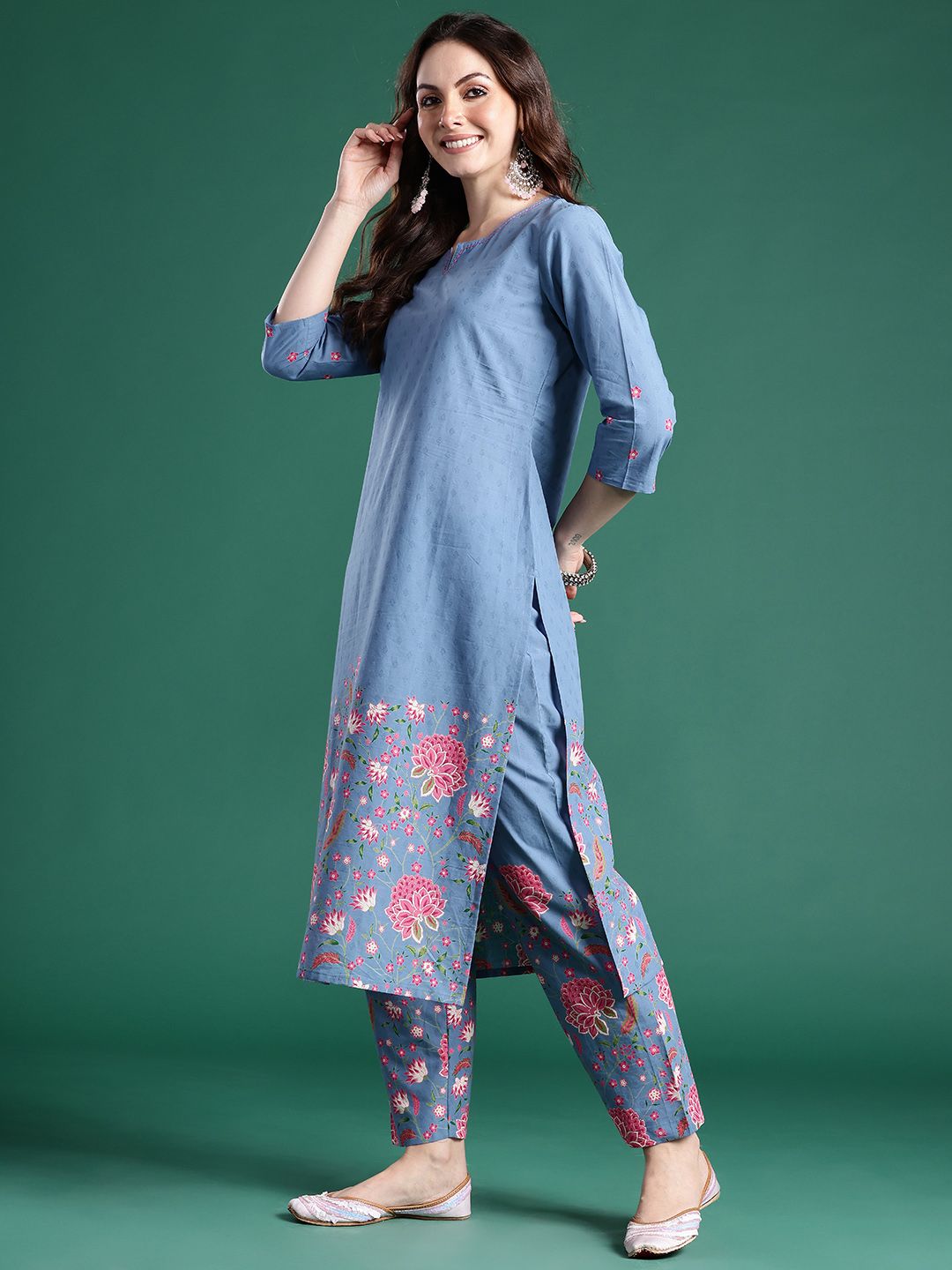Dhiyona IE Floral Printed Regular Sequinned Pure Cotton Kurta with Trousers