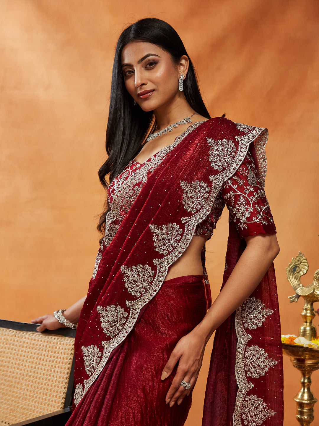 Dhiyona KS Women's Embellished Embroidered Sequinned Saree