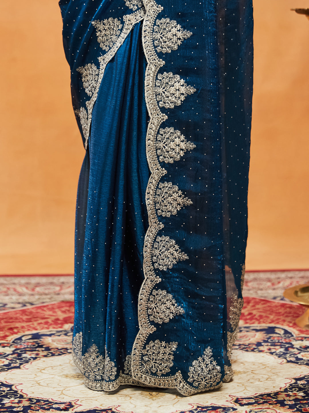 Dhiyona KS Women's Embellished Embroidered Saree