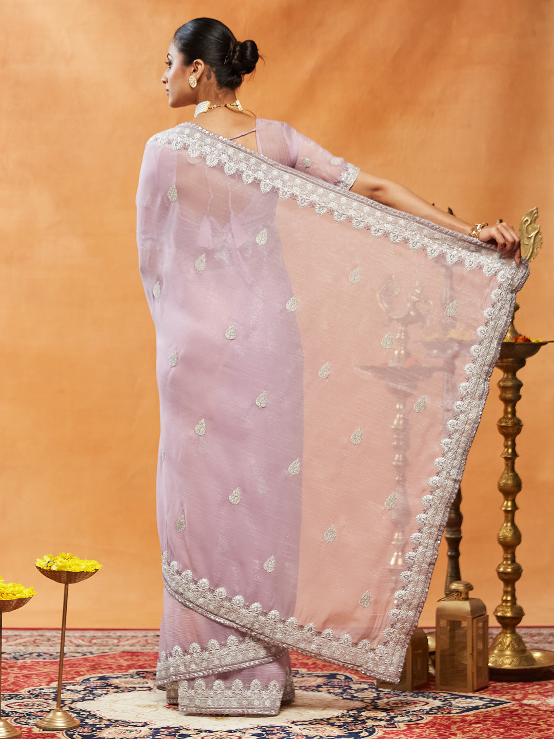 Dhiyona KS Women's Floral Embroidered Silk Saree