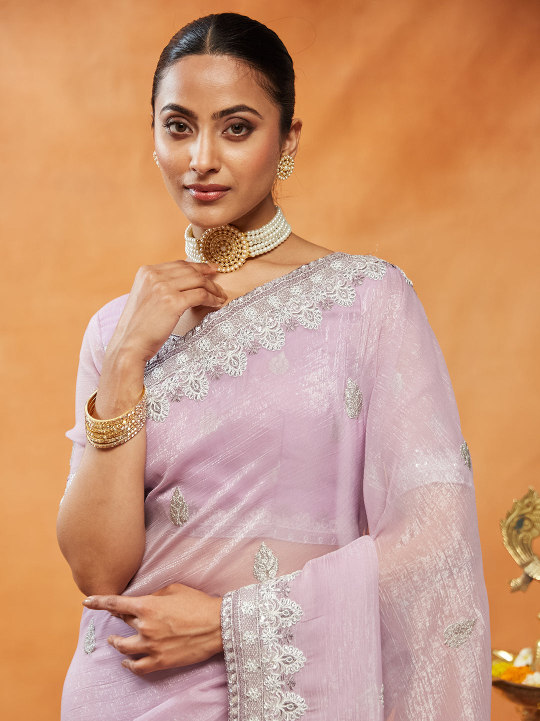 Dhiyona KS Women's Floral Embroidered Silk Saree