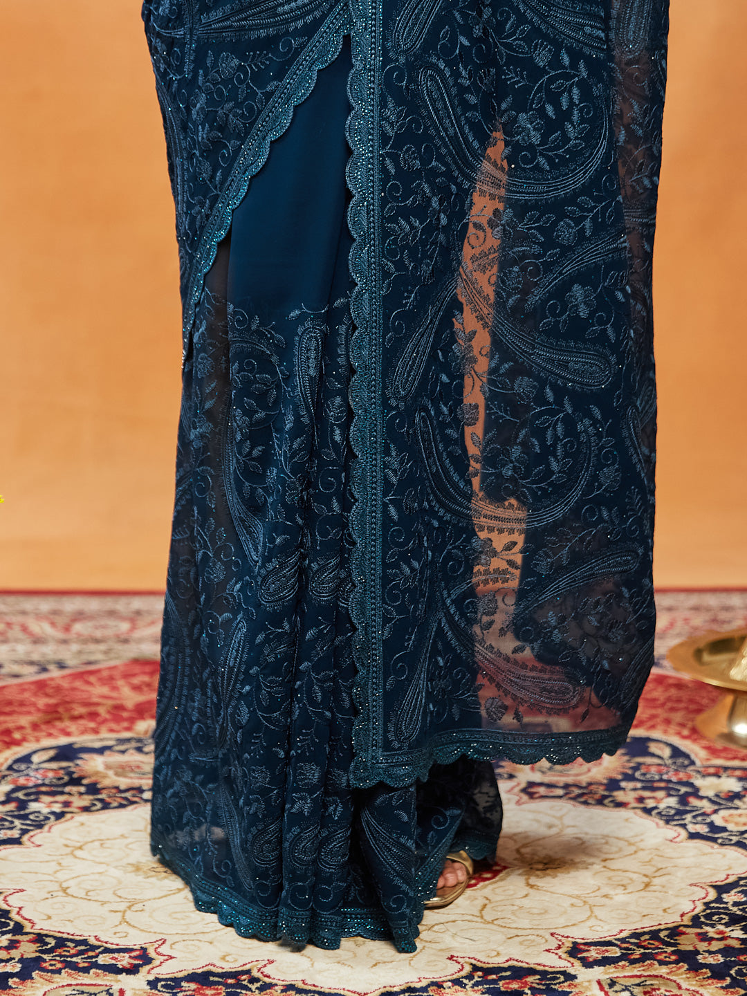 Dhiyona KS Women's Woven Design Embroidered Pure Georgette Saree