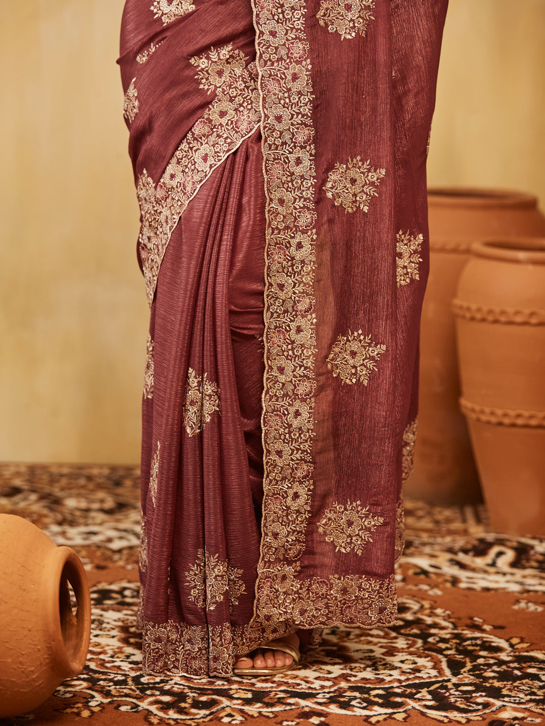 Dhiyona KS Women's Floral Embroidered Pure Chiffon Saree