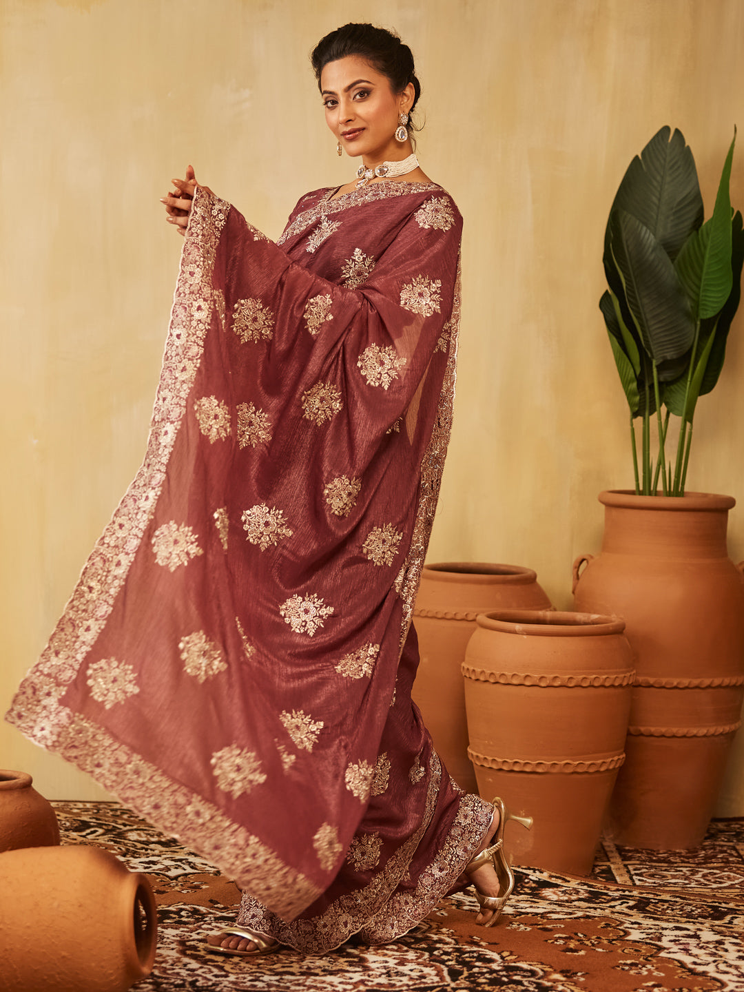 Dhiyona KS Women's Floral Embroidered Pure Chiffon Saree