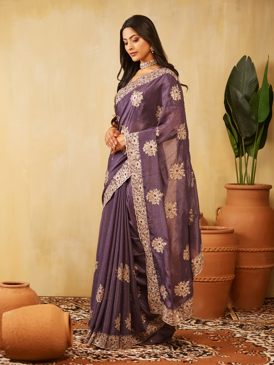 Dhiyona KS Women's Floral Embroidered Pure Chiffon Saree