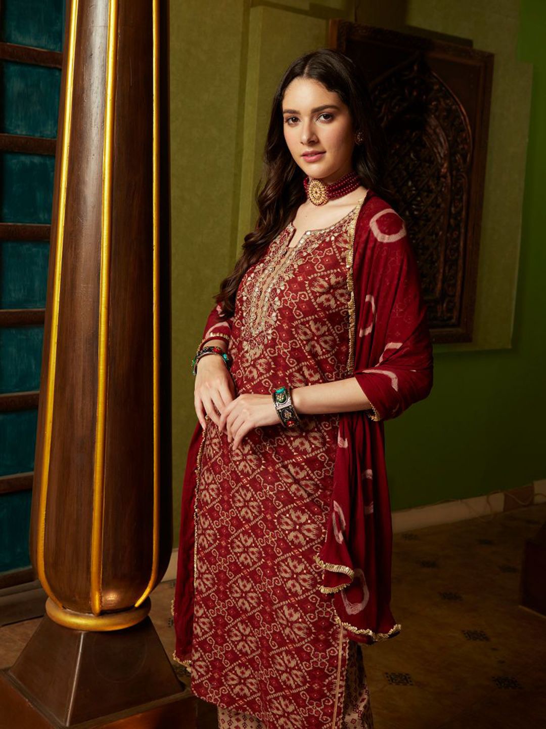 Dhiyona SN Women's Printed Gotta Patti Pure Cotton Straight Kurta With Trouser & Dupatta