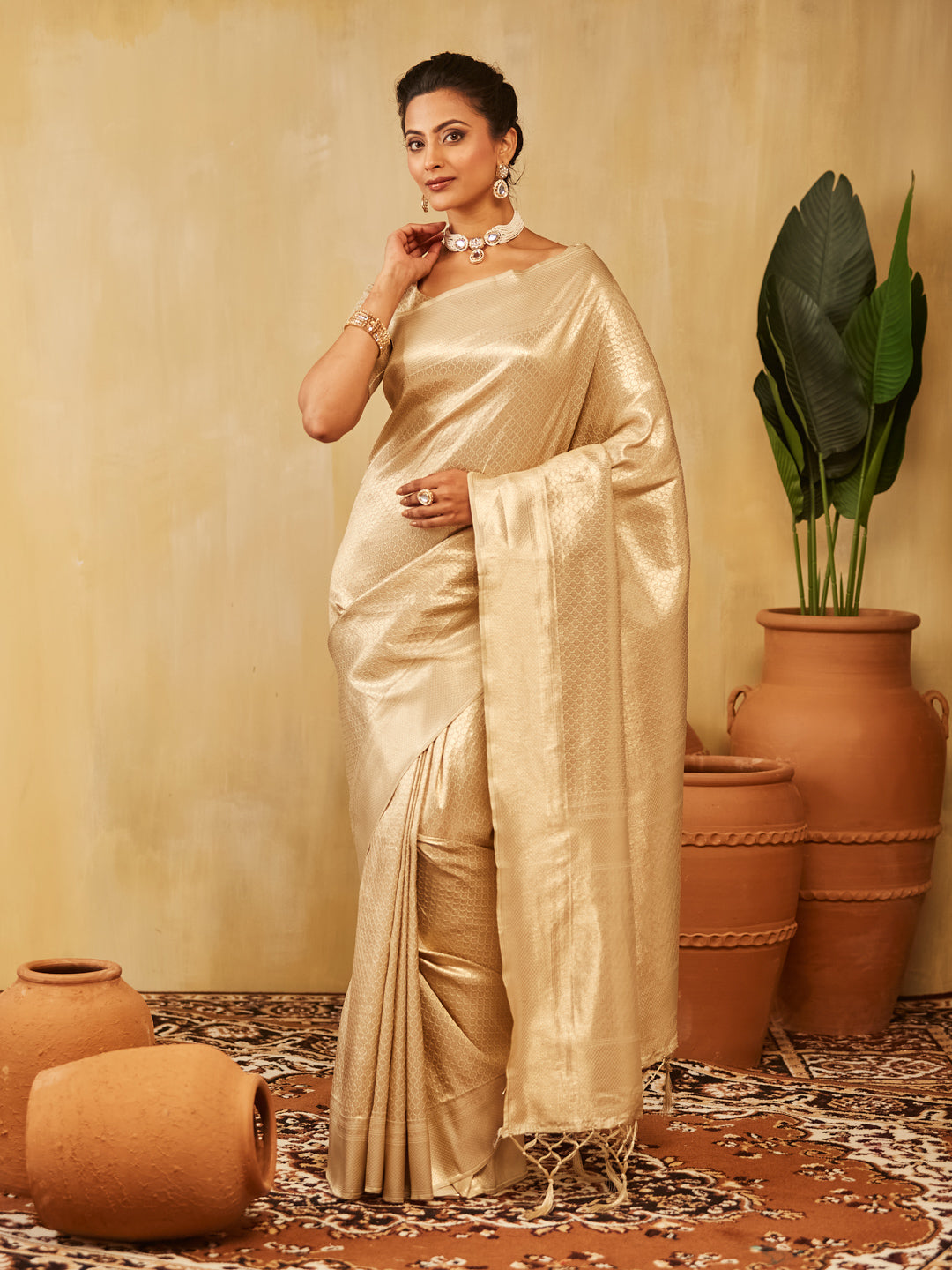 Dhiyona KS Women's Woven Design Zari Banarasi Saree