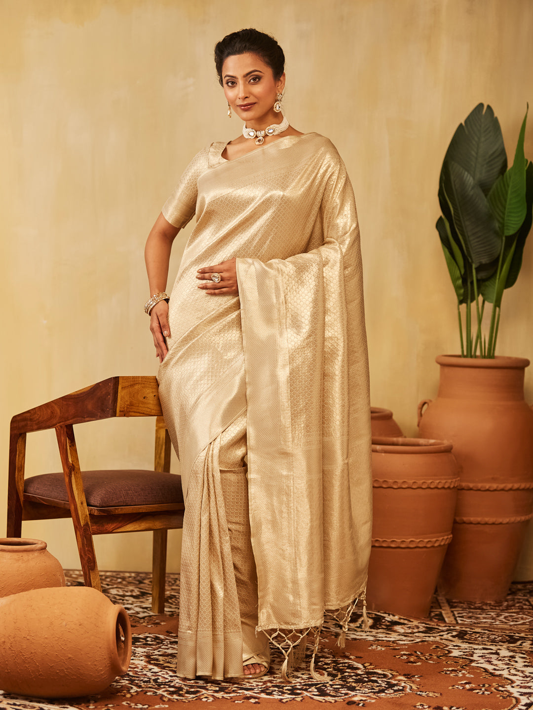 Dhiyona KS Women's Woven Design Zari Banarasi Saree