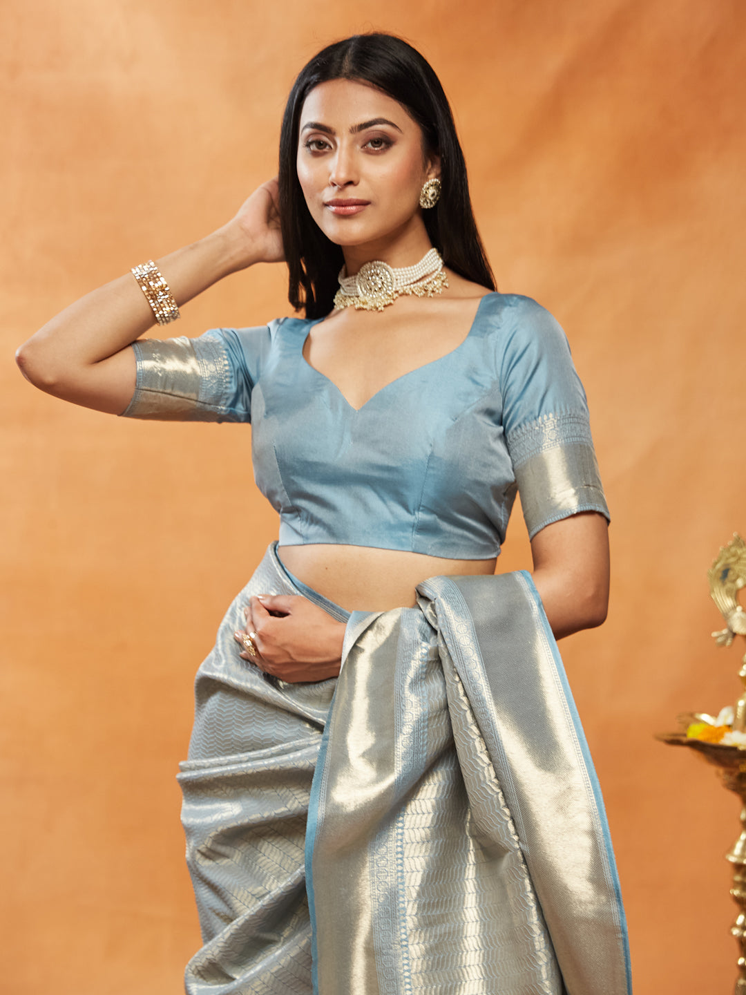 Dhiyona KS Women's Woven Design Zari Banarasi Saree