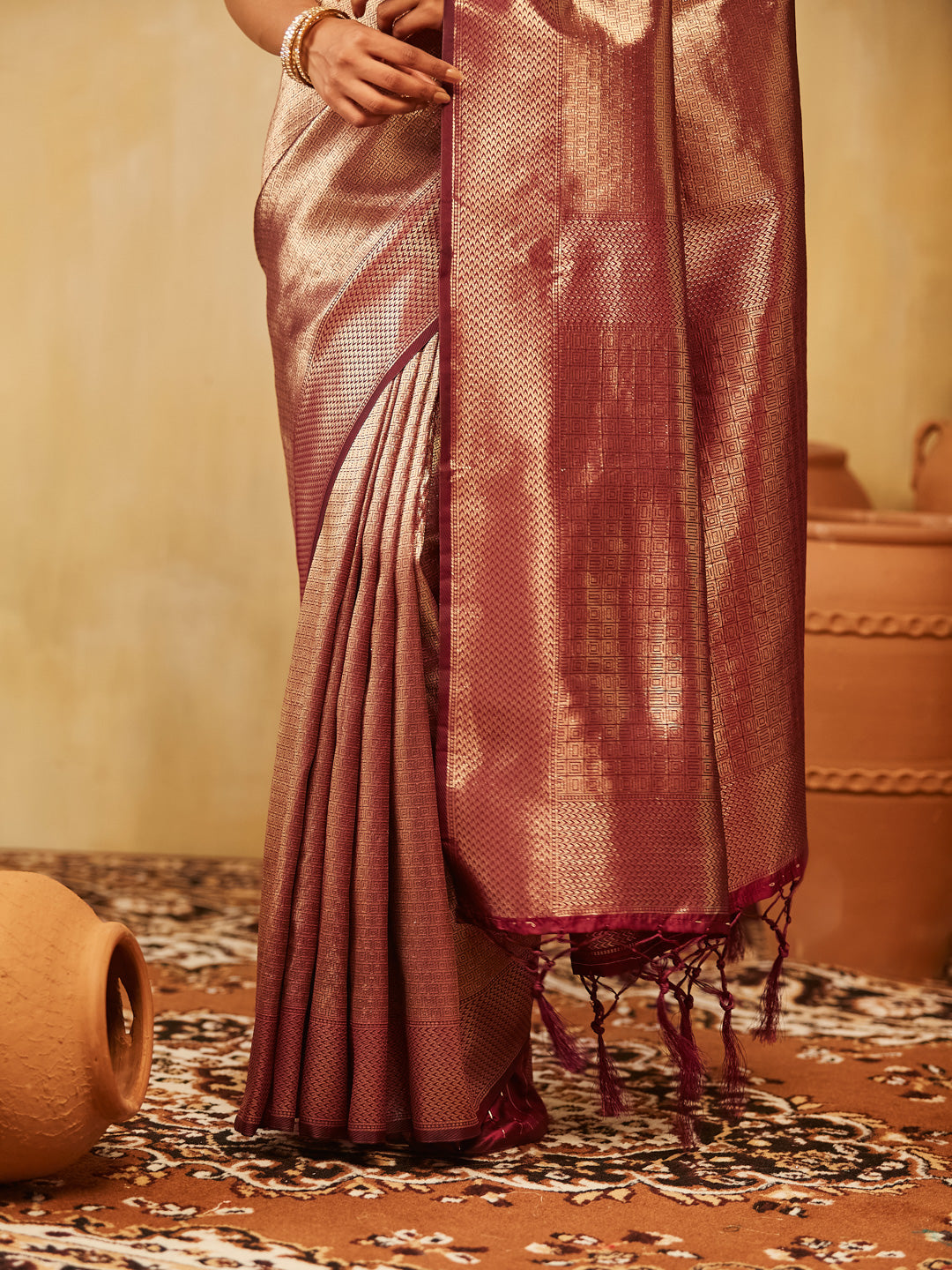 Dhiyona KS Women's Woven Design Zari Banarasi Saree With Unstitched Blouse Piece