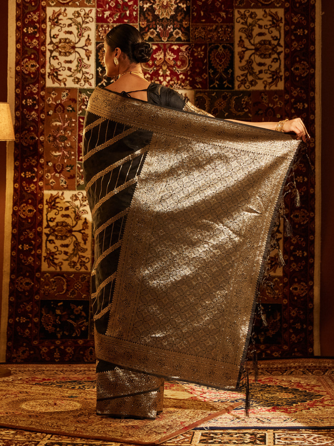 Dhiyona KS Women's Woven Design Zari Banarasi Saree
