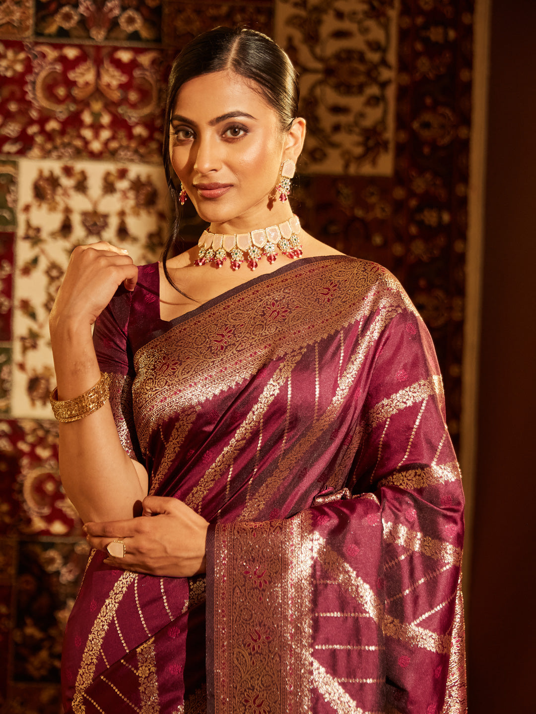 Dhiyona KS Women's Striped Zari Banarasi Saree