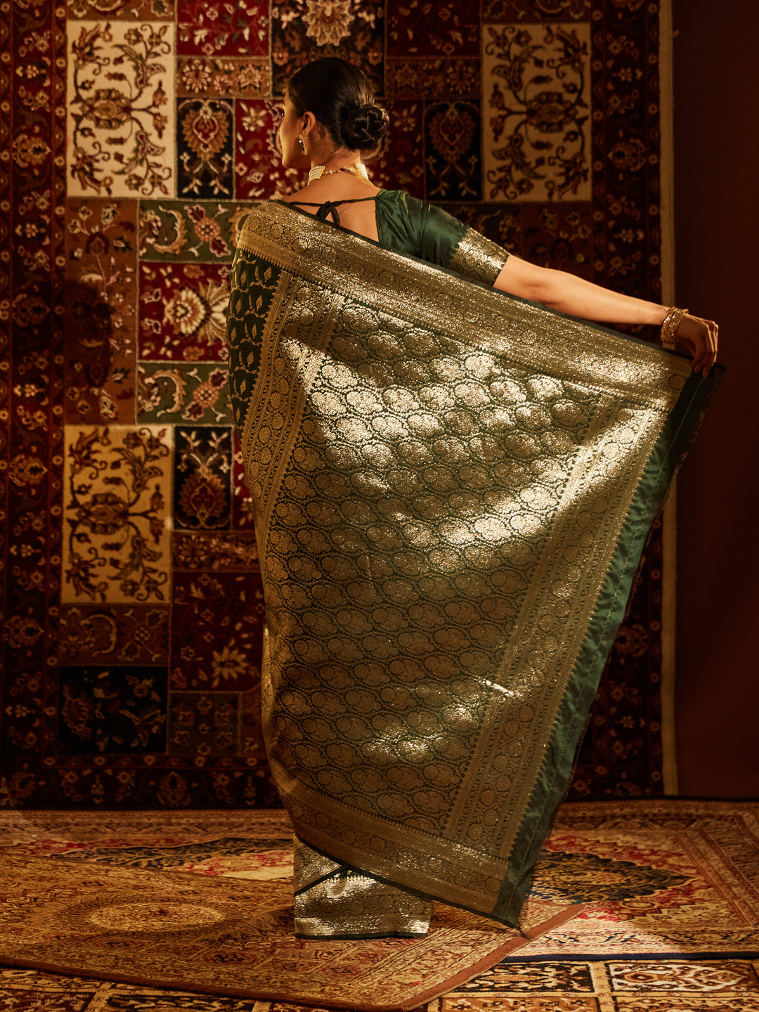 Dhiyona KS Women's Woven Design Ethnic Motifs Zari Banarasi Saree