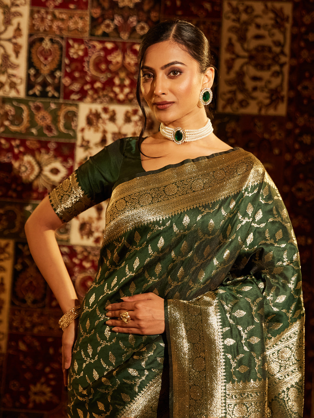 Dhiyona KS Women's Woven Design Ethnic Motifs Zari Banarasi Saree