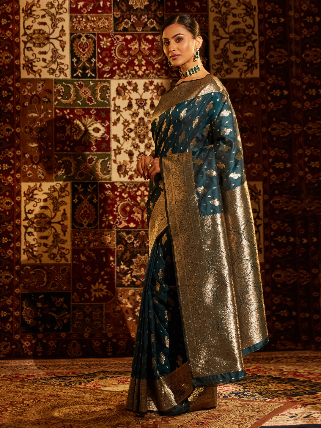 Dhiyona KS Women's Ethnic Motifs Woven Design Zari Banarasi Saree