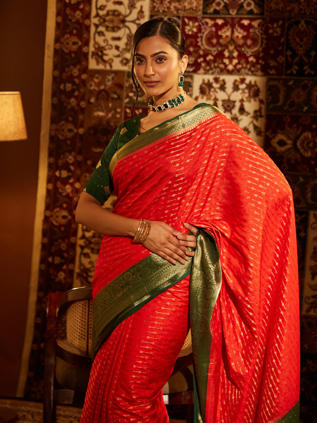 Dhiyona KS Women's Women Floral Woven Design Zari Art Silk designer Banarasi saree