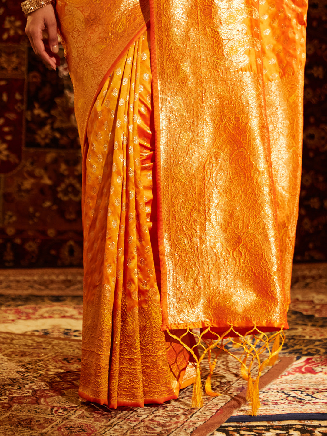 Dhiyona KS Women's Woven Design Ethnic Motifs Zari Banarasi Saree