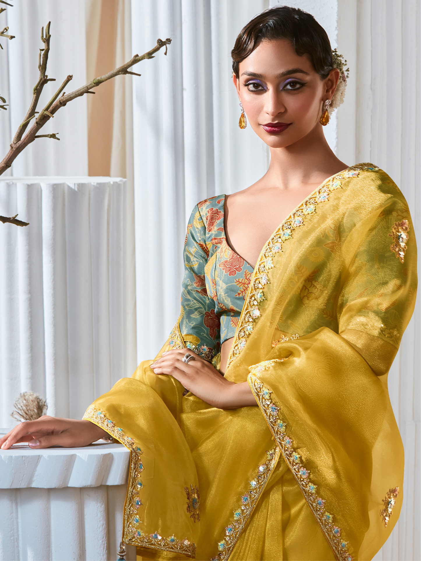 Dhiyona KM Women Royel Yellow Designer Organza Saree: Effortless Elegance For Every Occasion