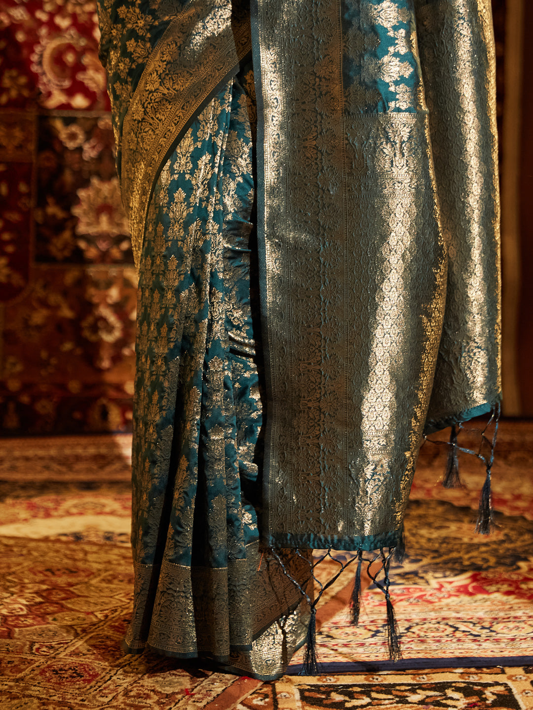 Dhiyona KS Women's Woven Design Zari Banarasi Saree