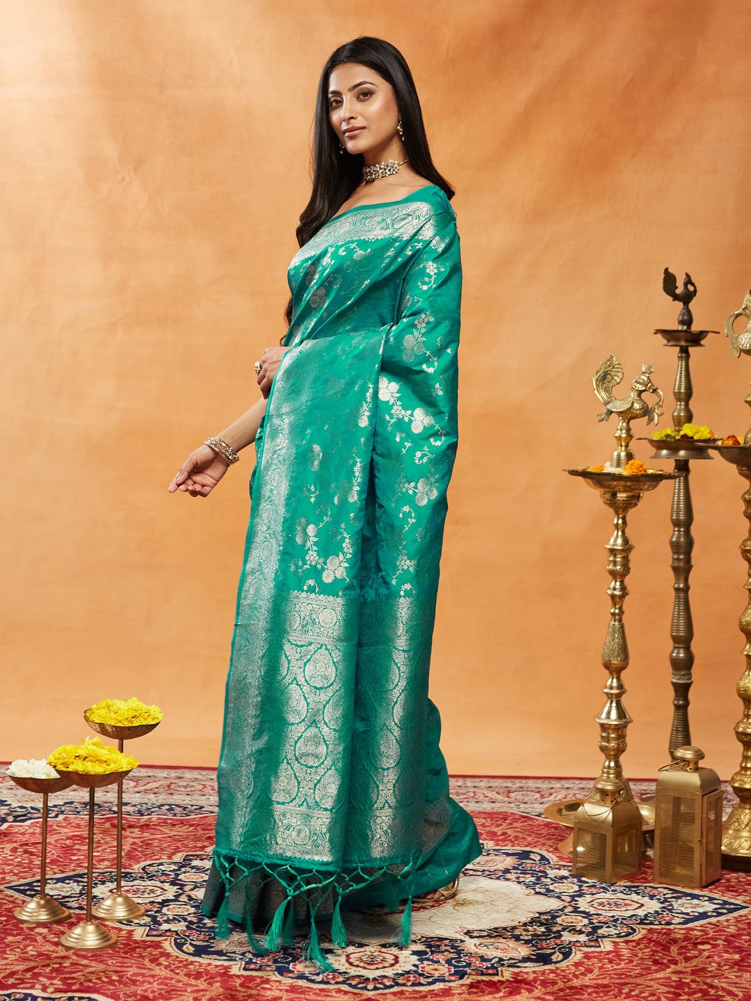 Dhiyona KS Women's Woven Design Zari Banarasi Saree