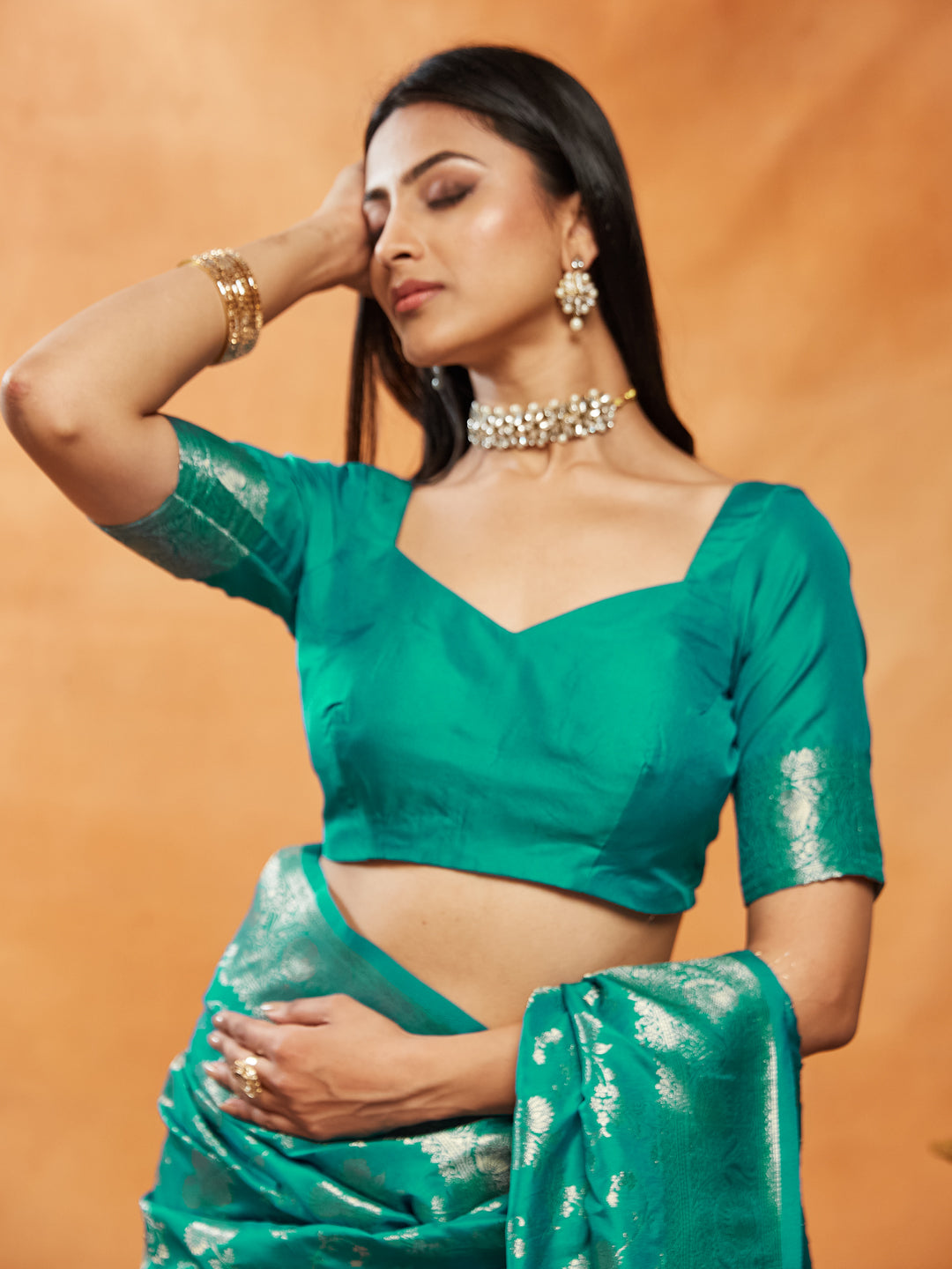 Dhiyona KS Women's Woven Design Zari Banarasi Saree