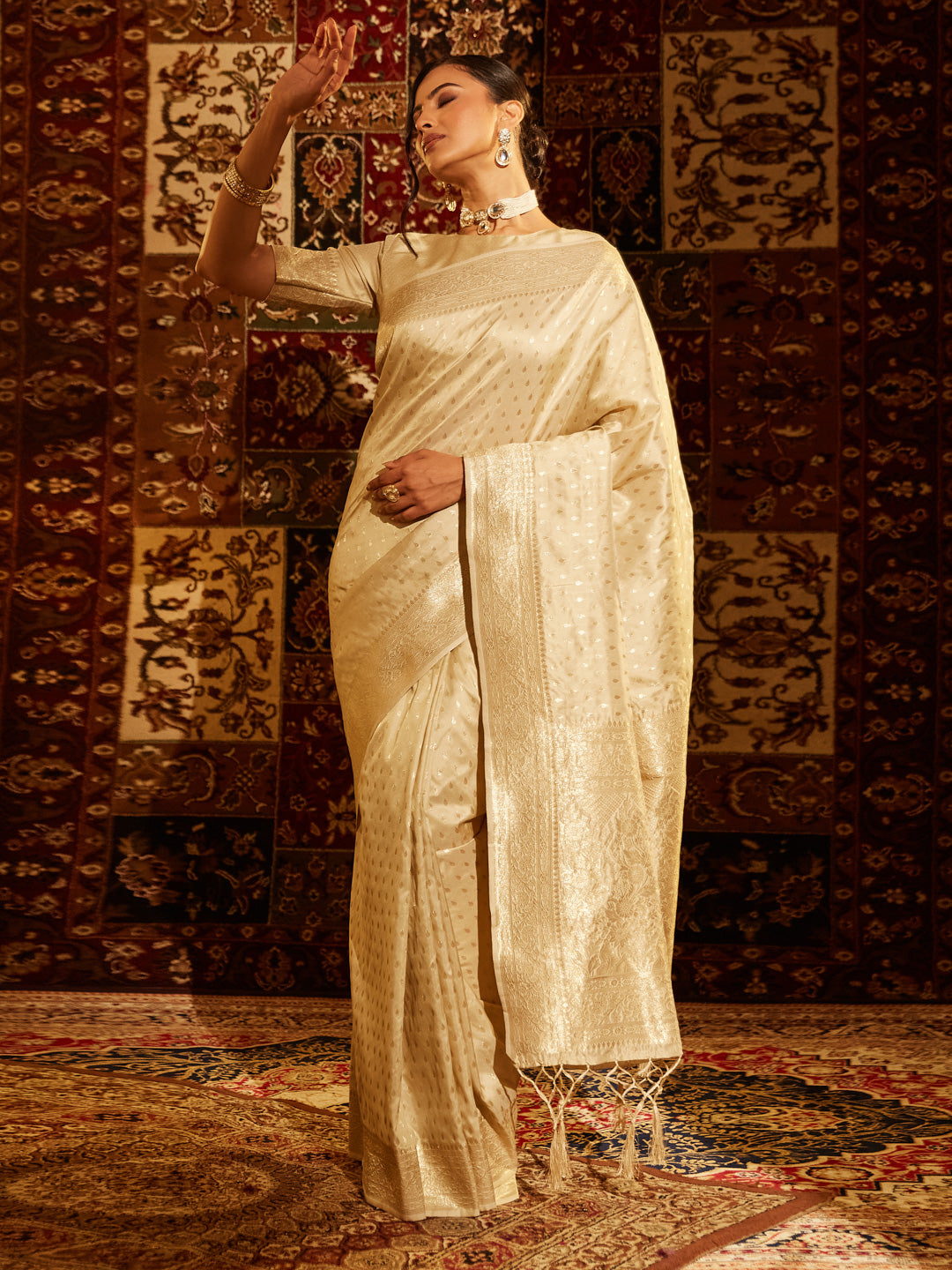 Dhiyona KS Women's Woven Design Zari Banarasi Saree