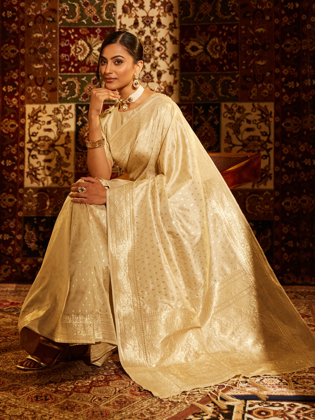 Dhiyona KS Women's Woven Design Zari Banarasi Saree