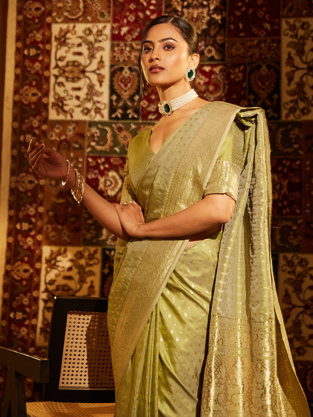 Dhiyona KS Women's Woven Design Zari Art Silk Banarasi Saree