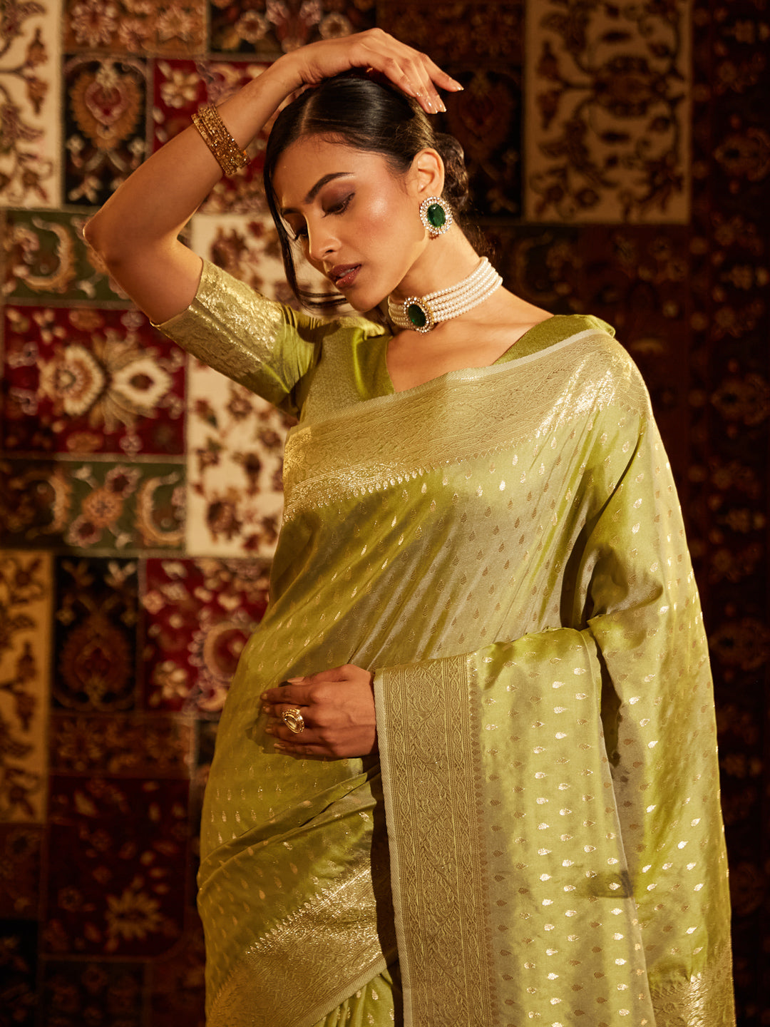 Dhiyona KS Women's Woven Design Zari Art Silk Banarasi Saree