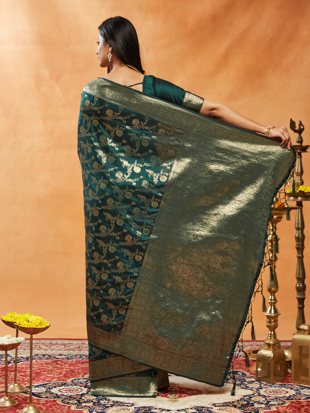 Dhiyona KS Women's Woven Design Zari Banarasi Saree