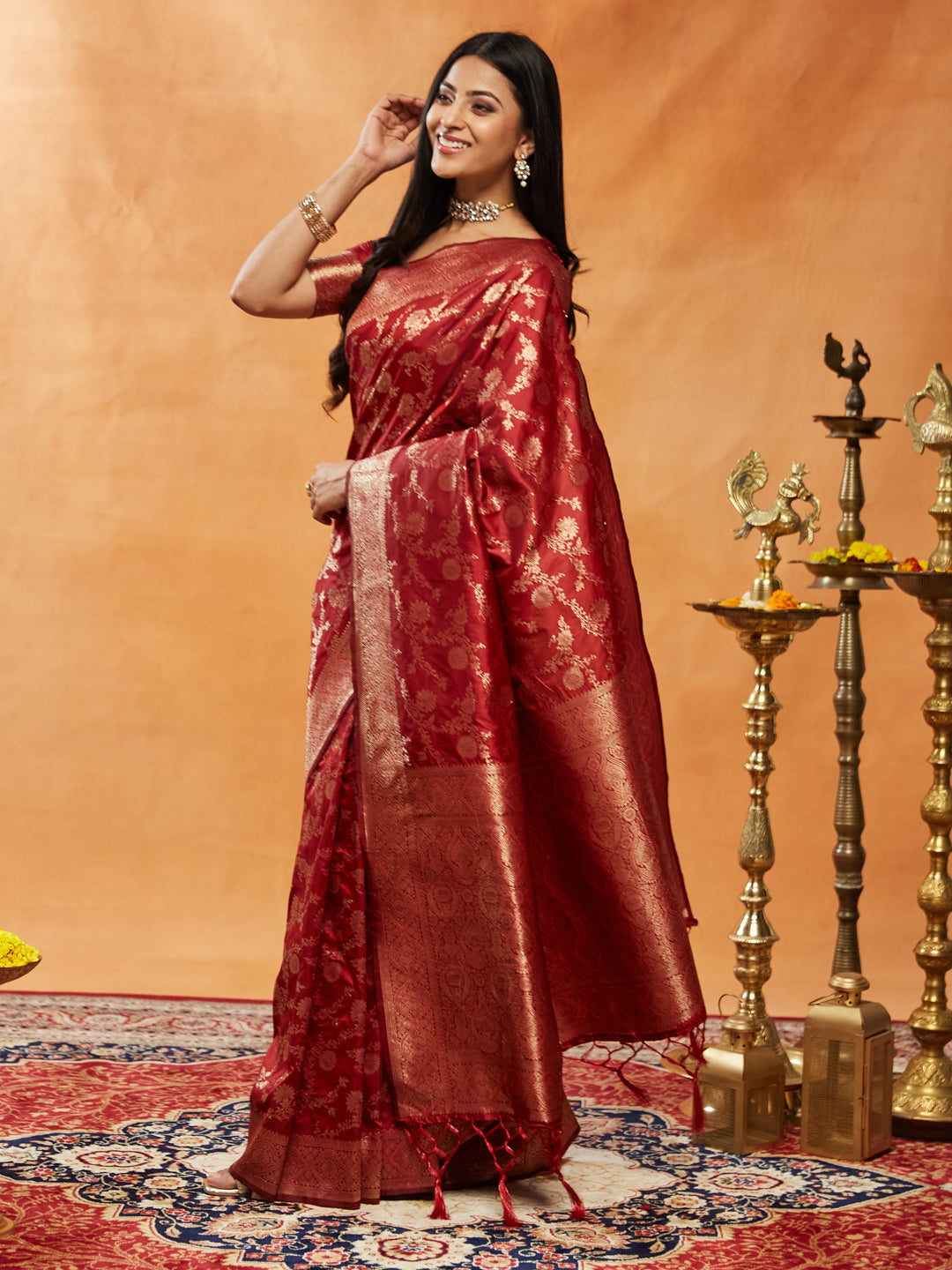 Dhiyona KS Women's Floral Woven Design Zari Banarasi Saree