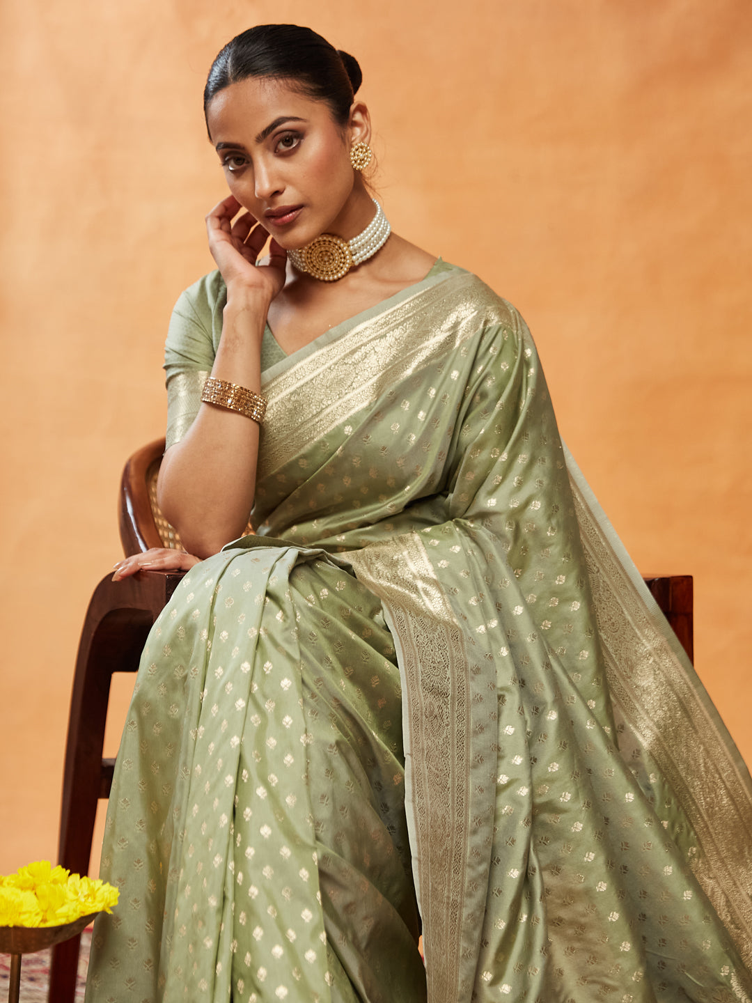 Dhiyona KS Women's Ethnic Motifs Woven Design Zari Art Silk Banarasi Saree
