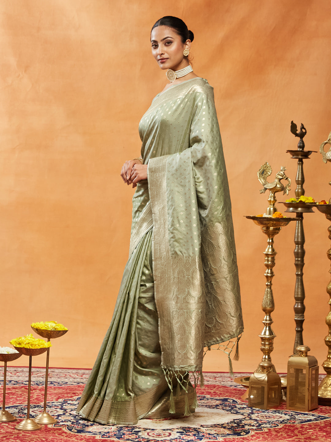Dhiyona KS Women's Ethnic Motifs Woven Design Zari Art Silk Banarasi Saree