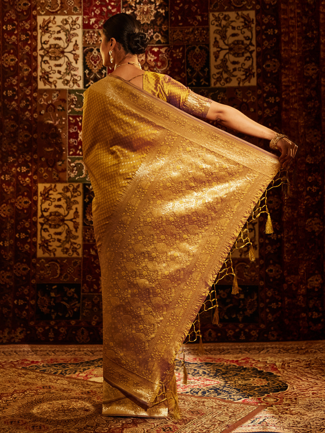 Dhiyona KS Women's Woven Design Zari Banarasi Saree