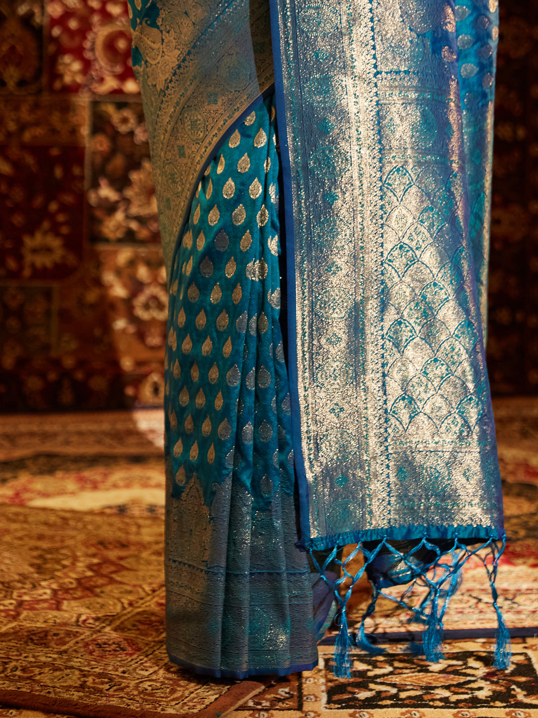Dhiyona KS Women's Woven Design Zari Banarasi Saree