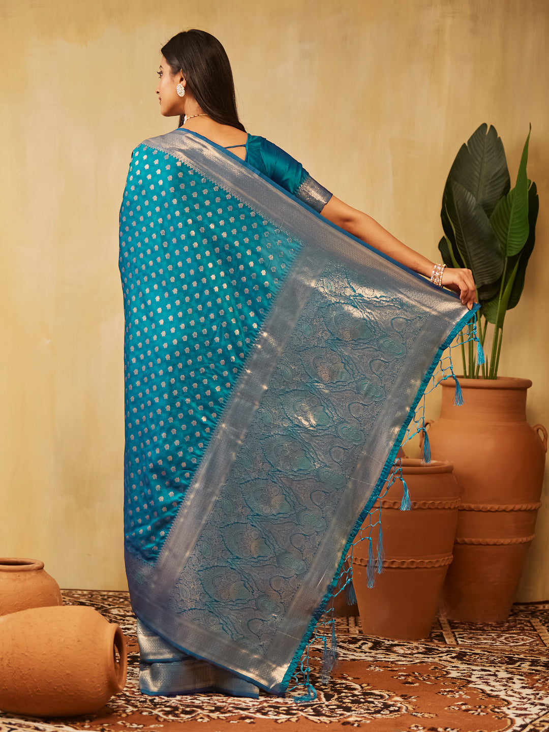 Dhiyona KS Women's Woven Design Ethnic Motifs Zari Banarasi Saree